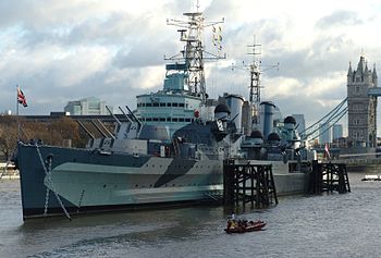 English: HMS Belfast (C35), London, England. H...