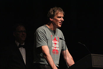 Peter Watt's acceptance speech at the Hugo Awa... Peter Watt's acceptance speech at the Hugo Awa...