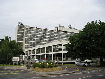 English: Hillingdon Hospital View of the hospi... English: Hillingdon Hospital View of the hospi...