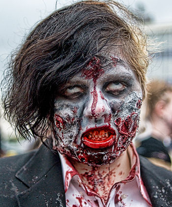 English: A participant of a Zombie walk, Asbur... English: A participant of a Zombie walk, Asbur...